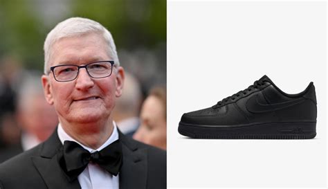 apple nike schuhe|Apple CEO Tim Cook Wears Custom Nike Shoes Designed on .